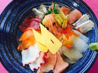 贅沢海鮮丼のドン！